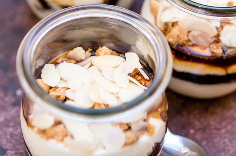 Mascarpone cream with Cremadelizia Caramelized Figs