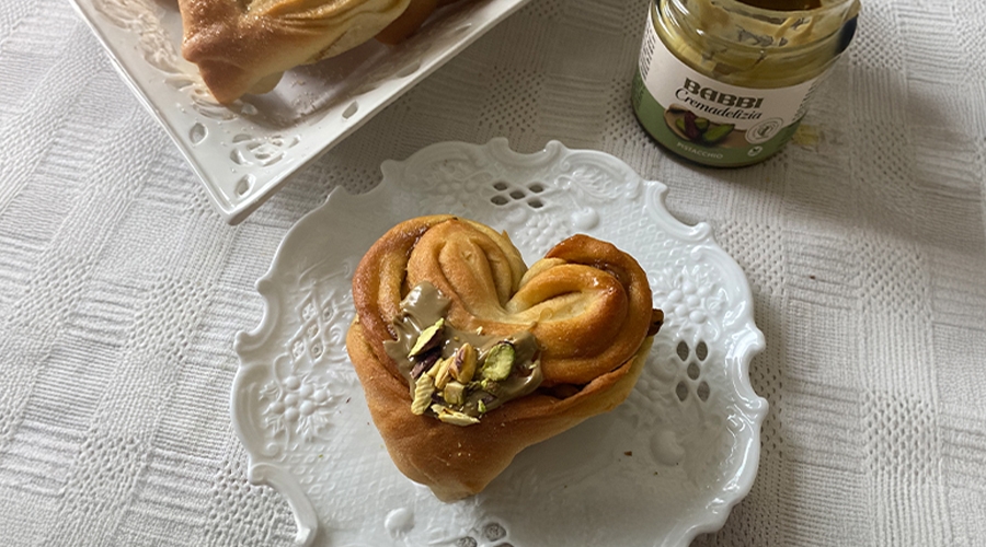 Cuor di brioche al Pistacchio