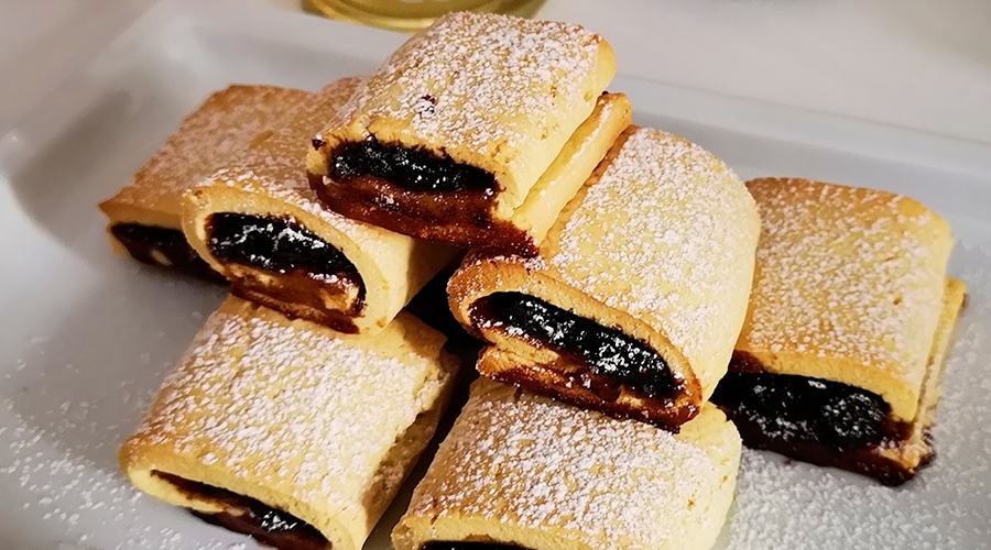 “Nascondini” Biscuits with Caramelized Figs