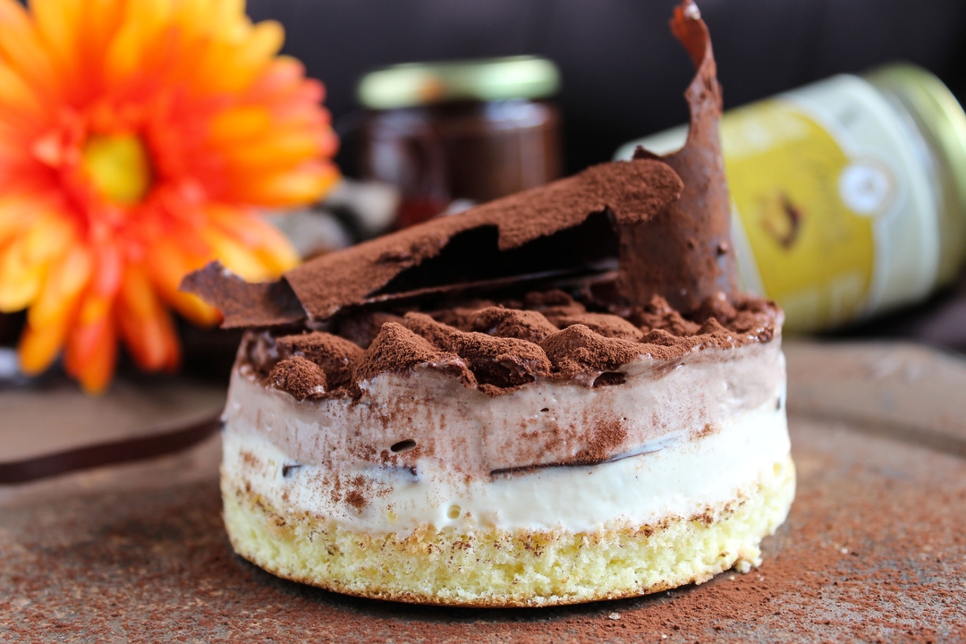 SEMIFRÍO CREMA PIÑONES Y BISCOKROK
